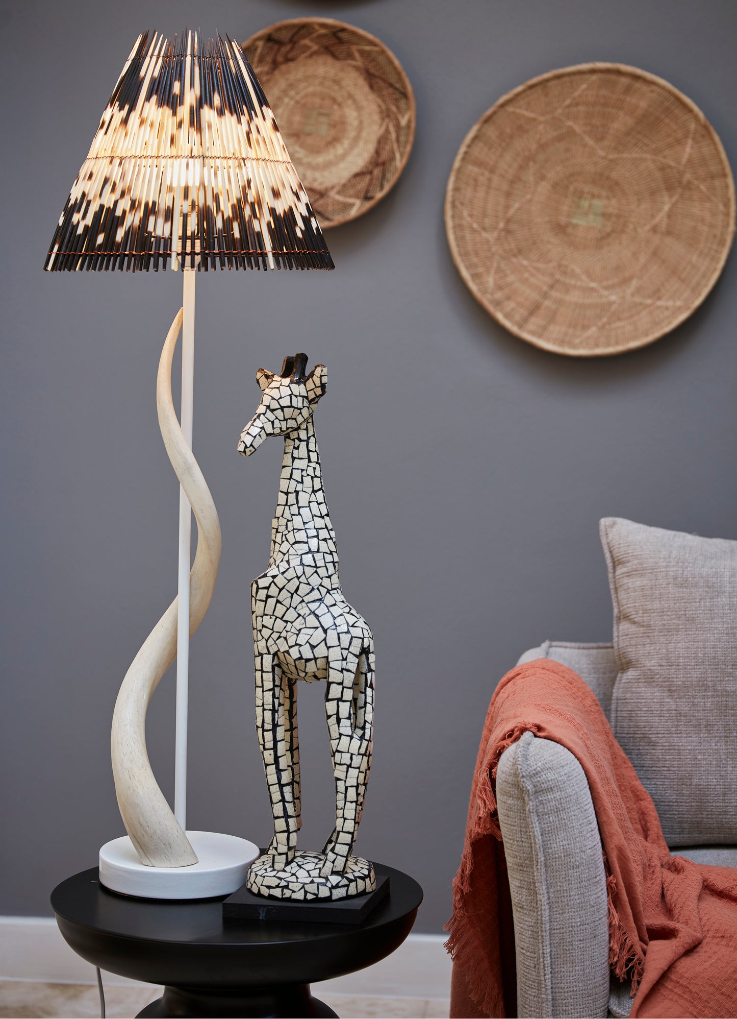Mosaic eggshell full giraffe