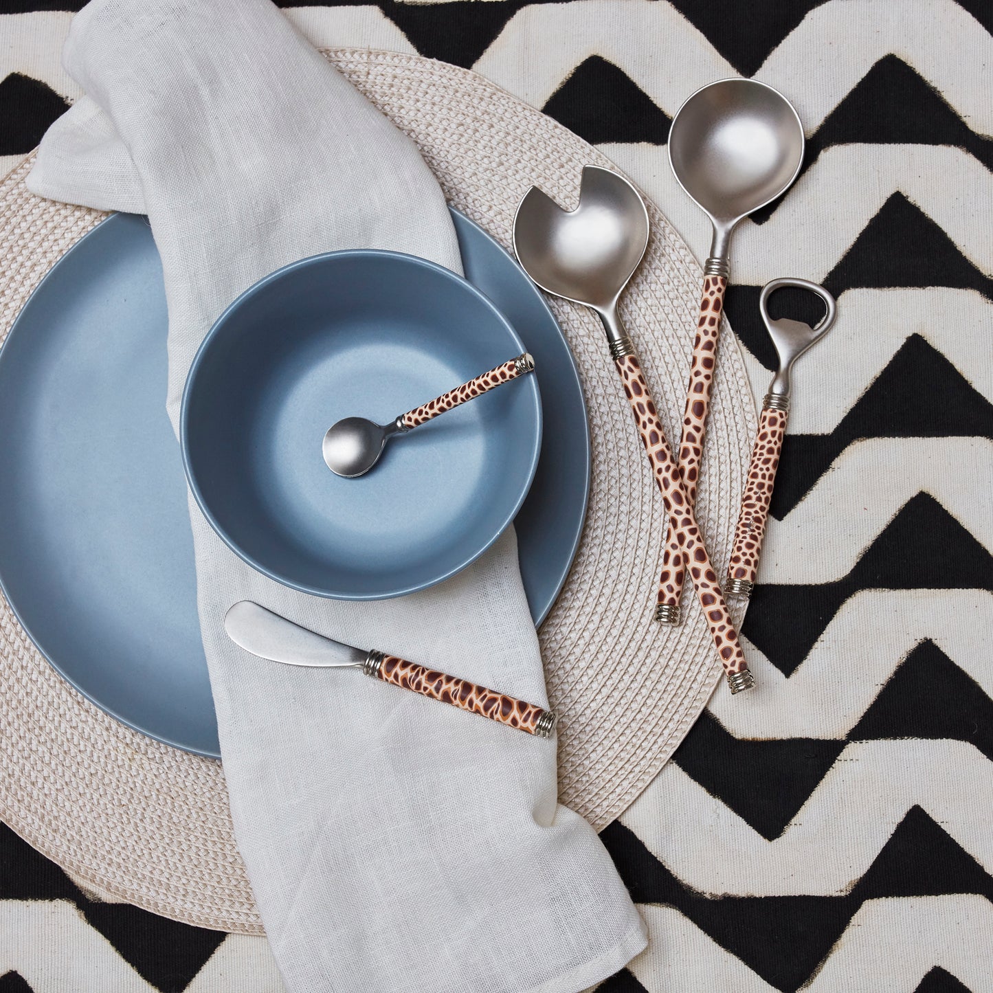 Fimo clay and silver-plated teaspoon set in a wooden gift box