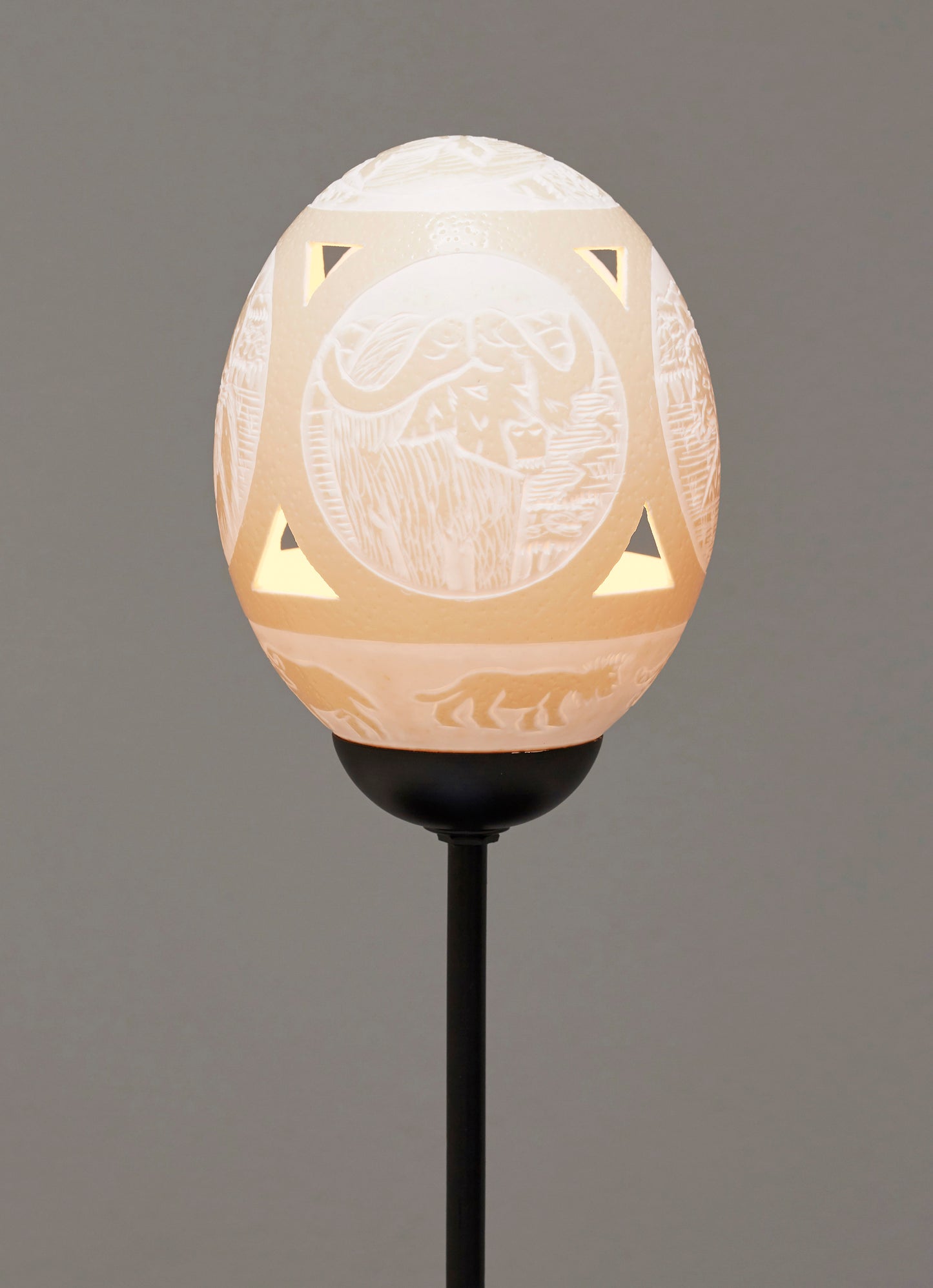Big 5 Circle ostrich egg lamp