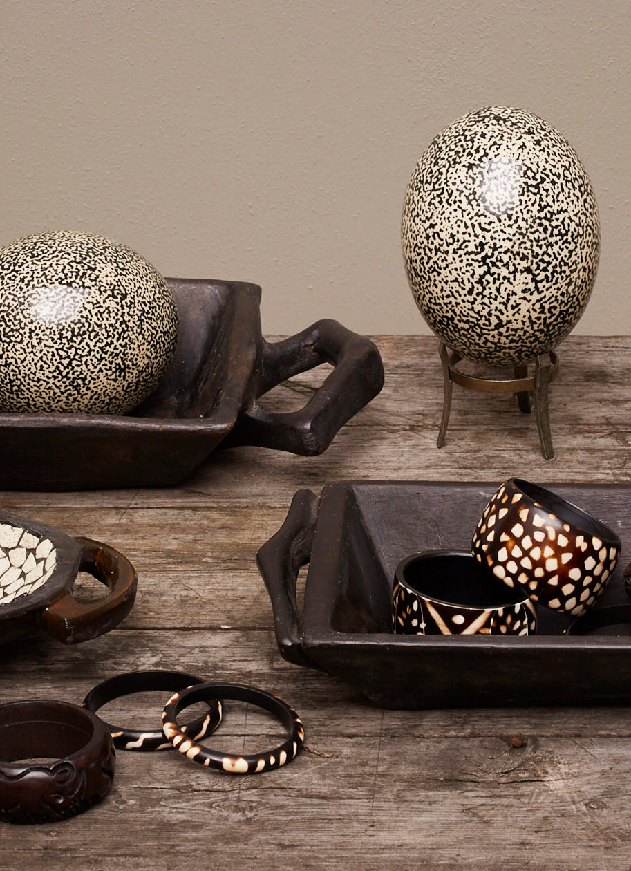 Speckled cream and silver ostrich egg