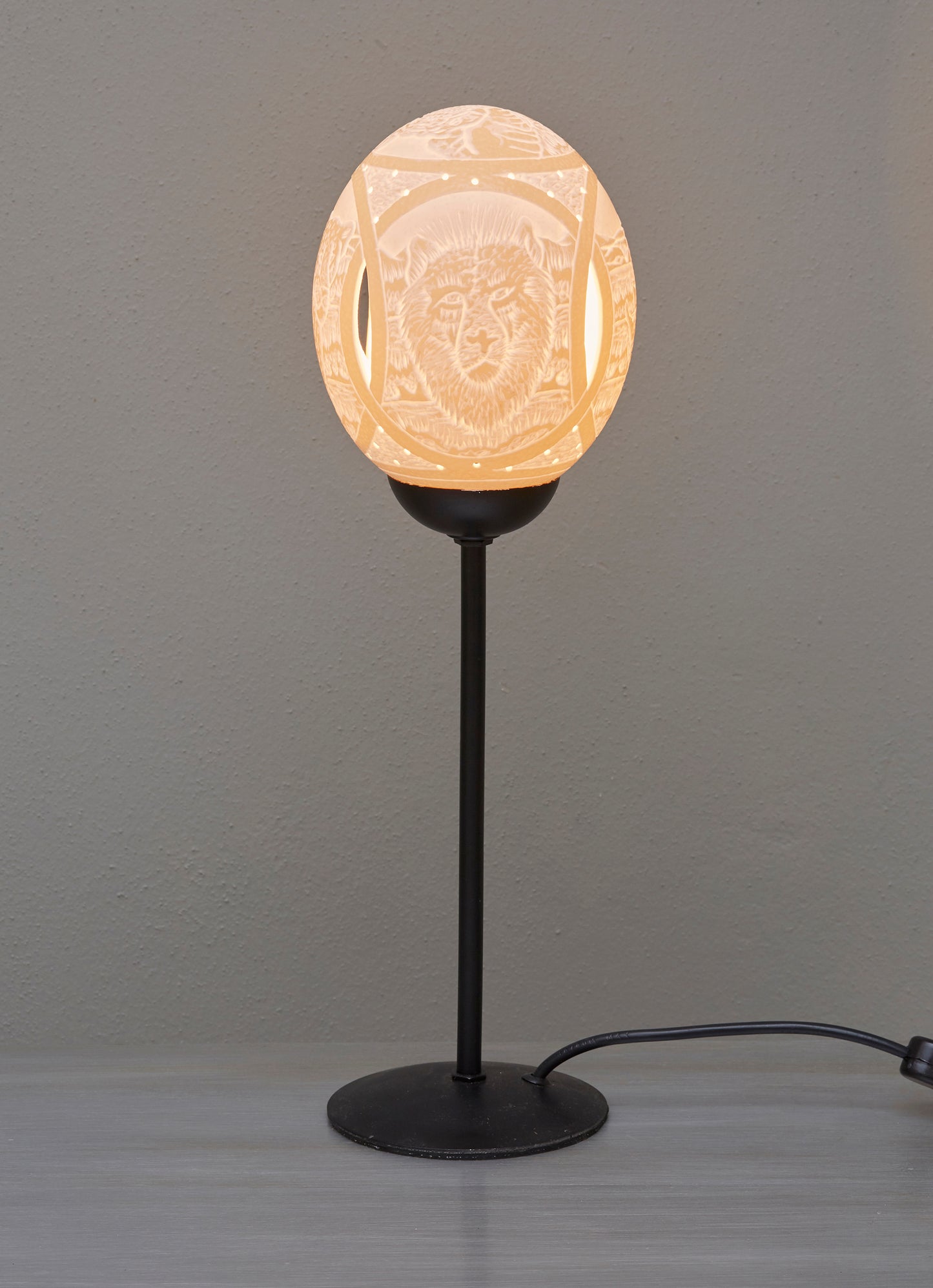 Mild Steel Ostrich egg lamp stand 180mm (excludes egg)