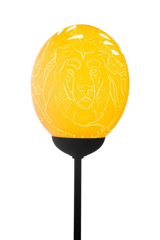 Big 5 detailed ostrich egg lamp