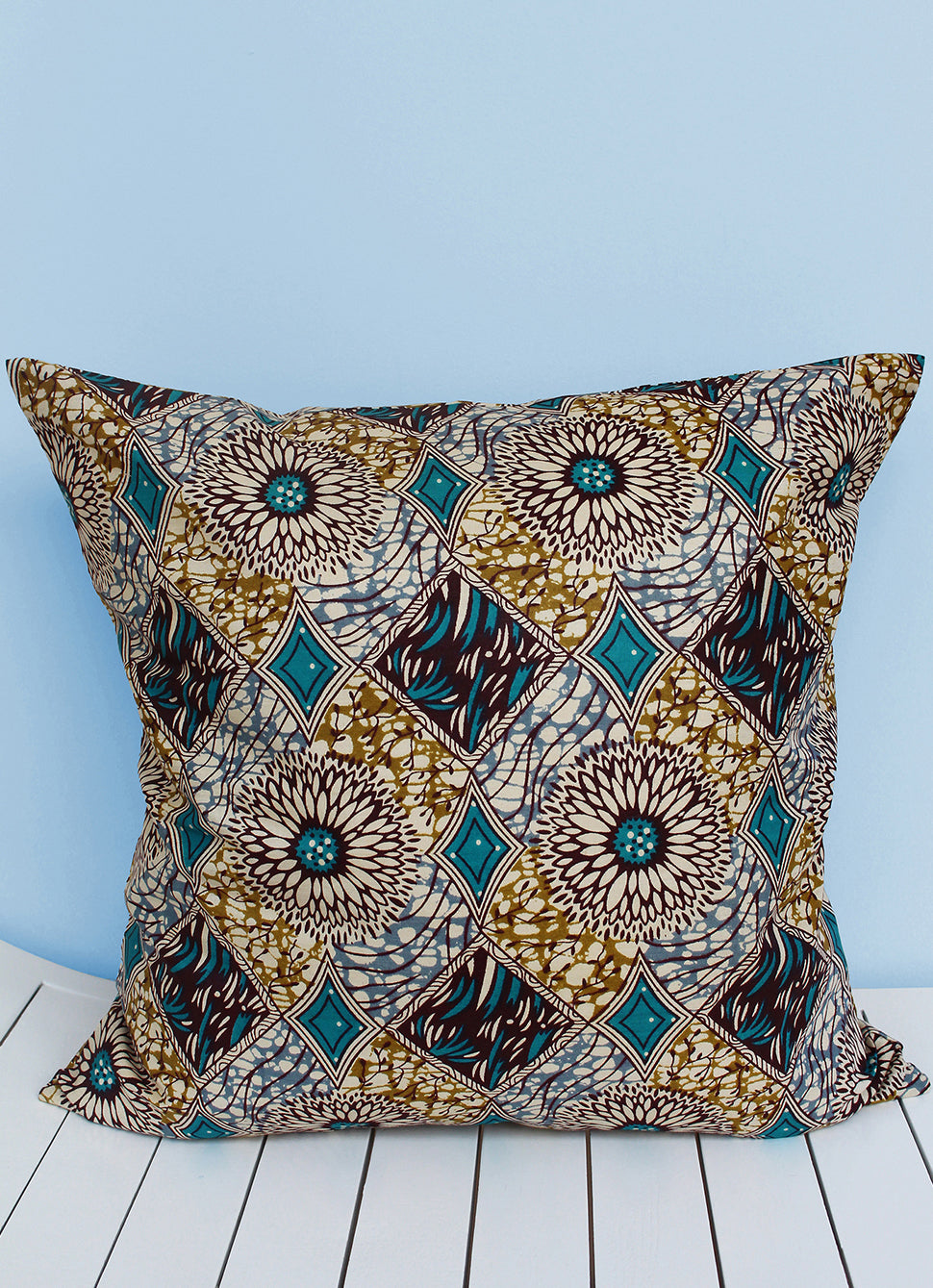 Choose from 2 Mixed set of Shwe-shwe & Java print scatter cushions
