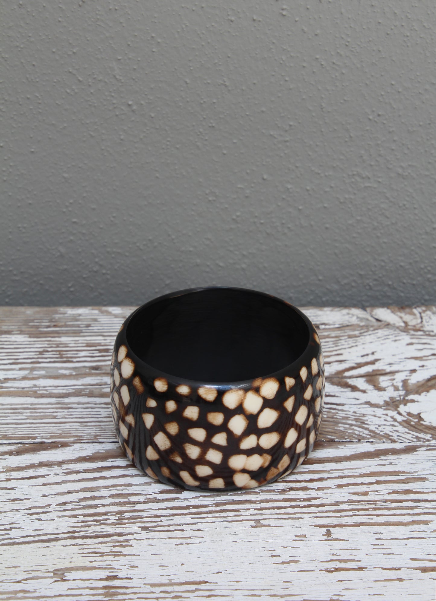 Circular horn bangle