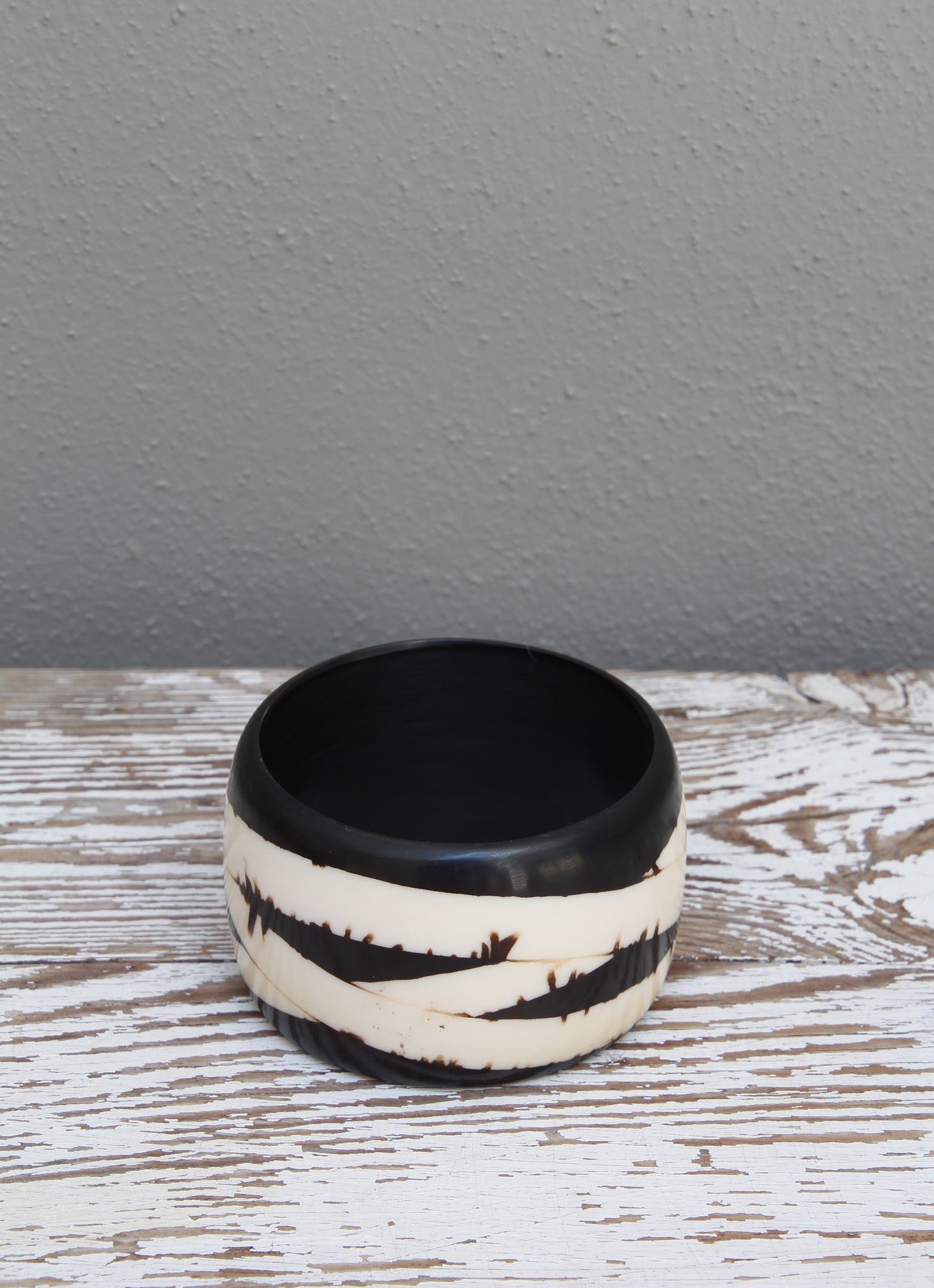 Circular horn bangle