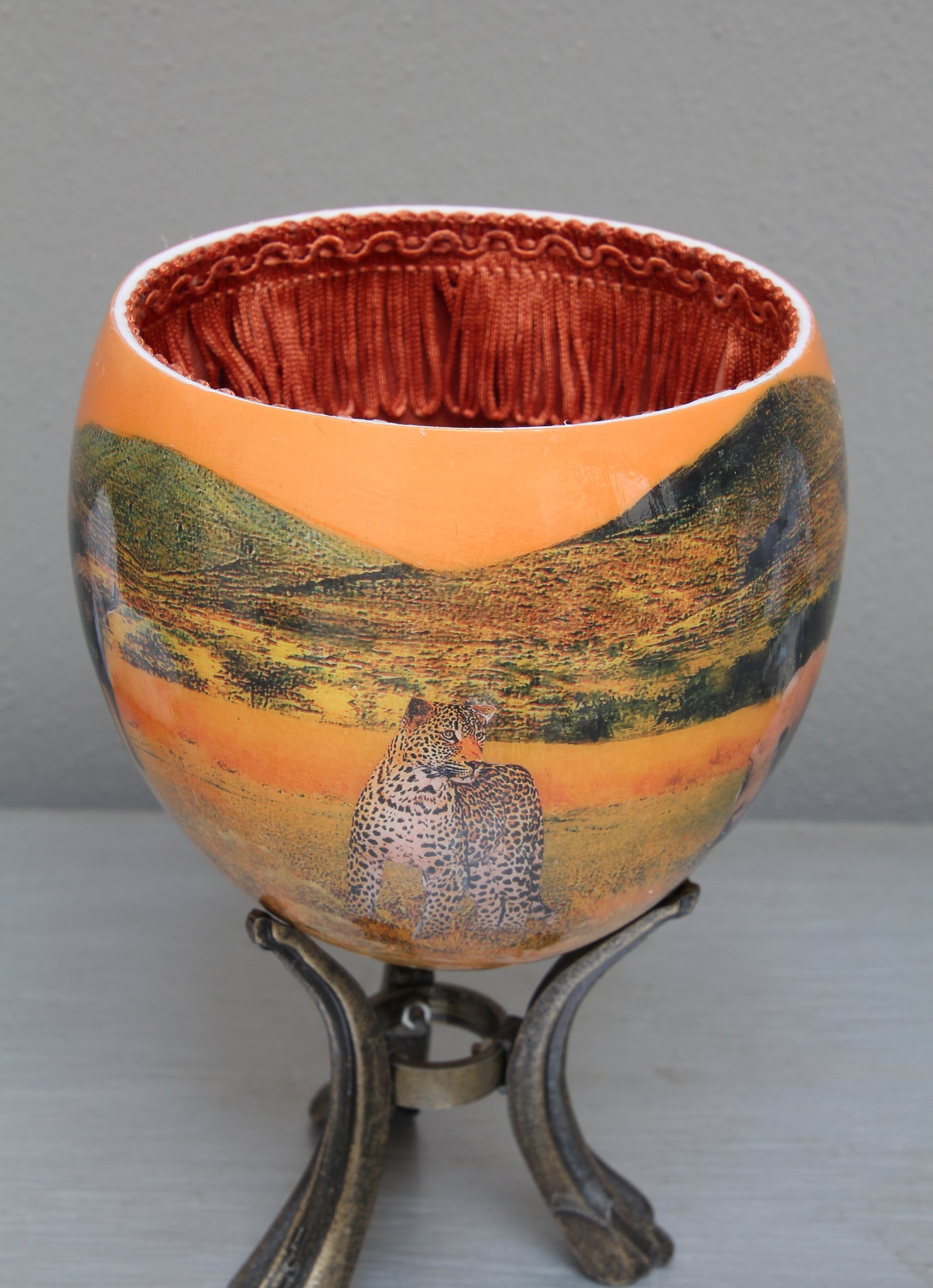 Decoupage Big 5 ostrich eggshell jewelry box