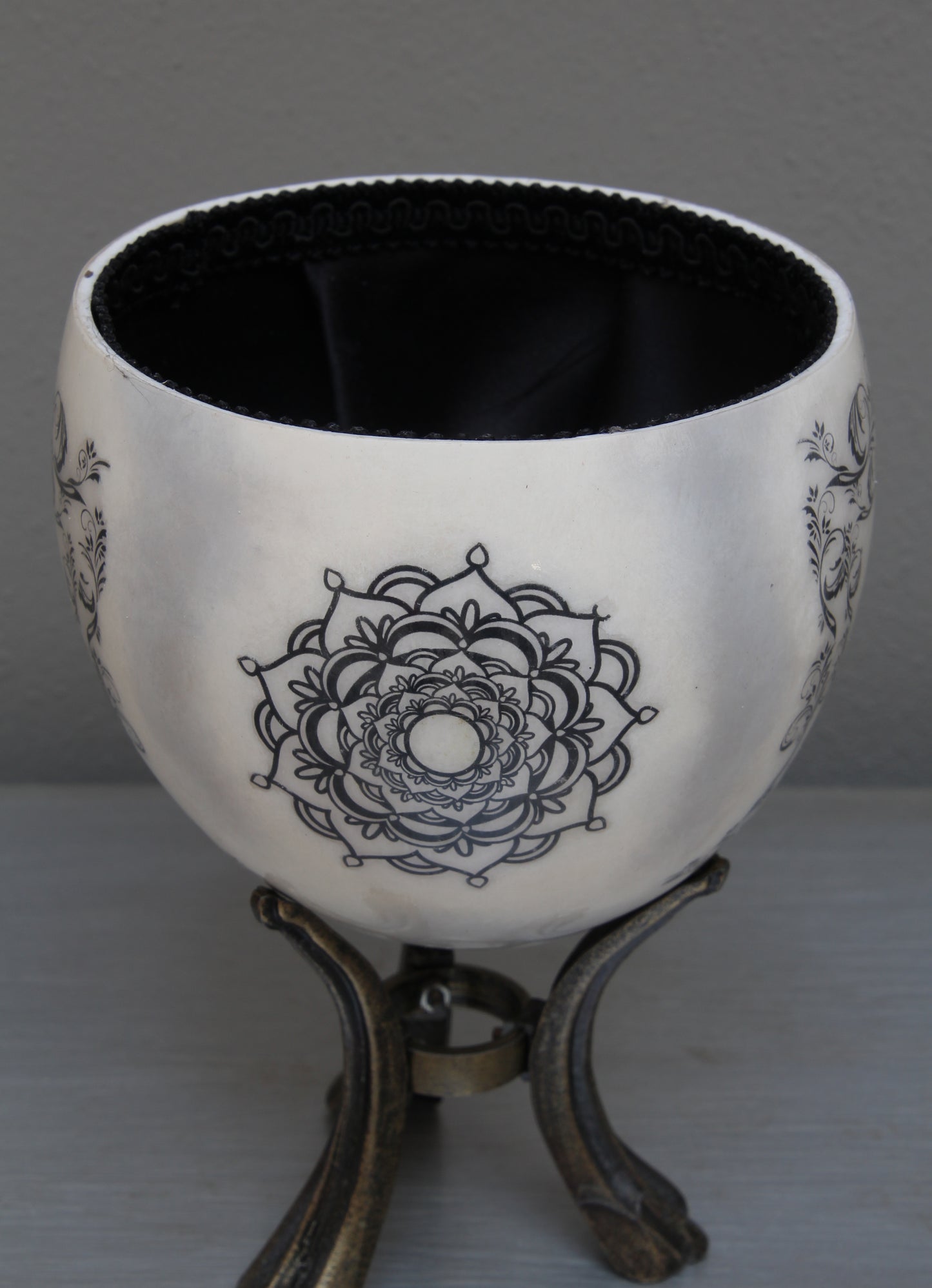 Decoupage lovebird & scroll ostrich eggshell jewelry box