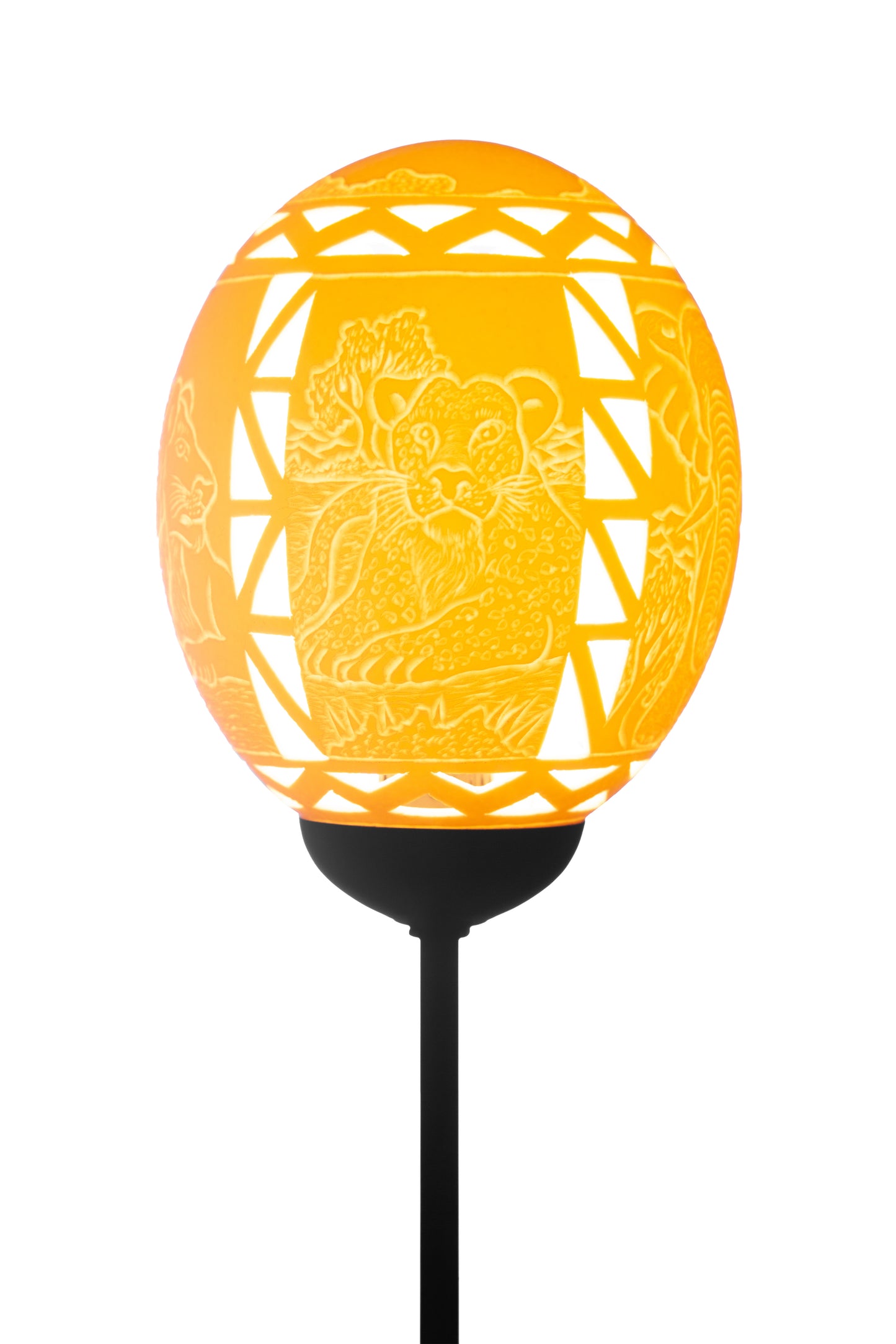 Ndebele Big 5 themed ostrich egg lamp