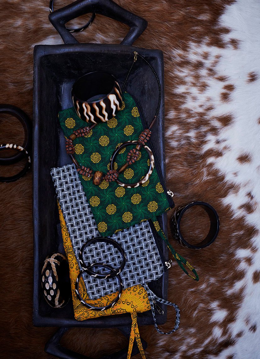 Asymmetrical horn bangle