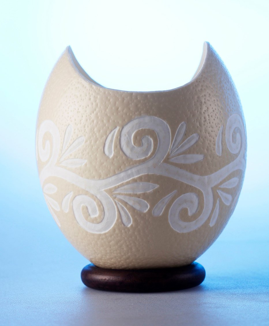 Curved edge ostrich egg bowl