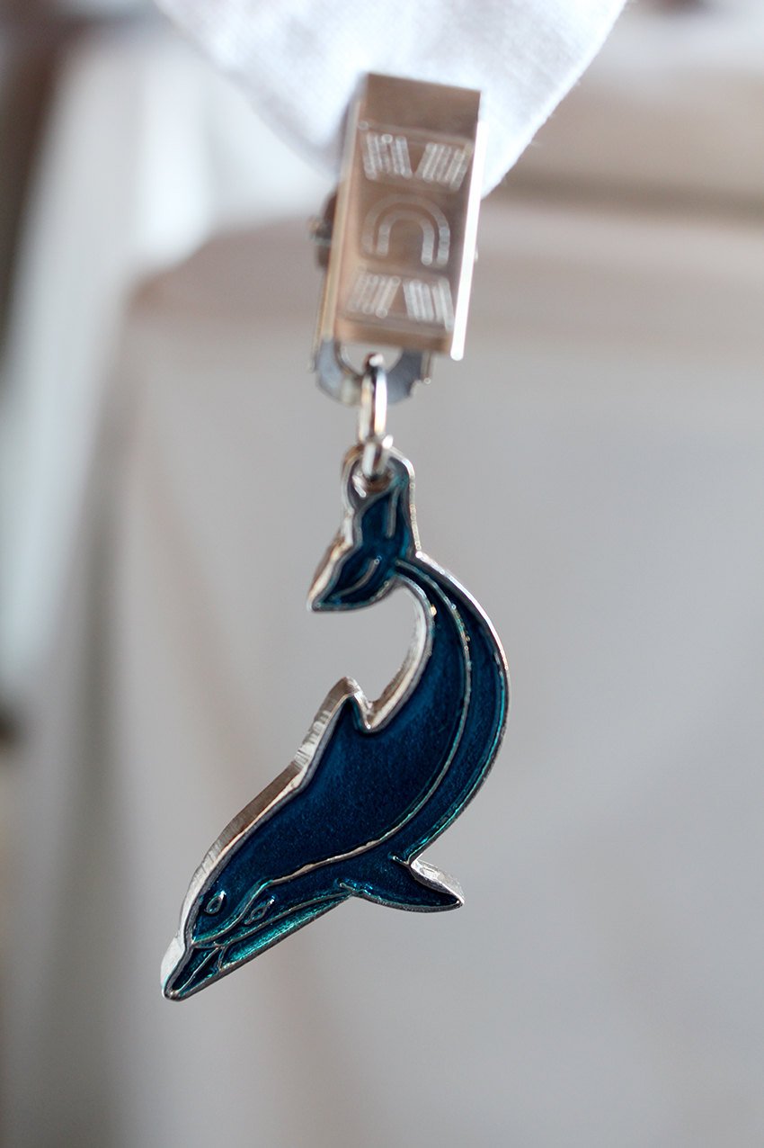 Dolphin tablecloth weights
