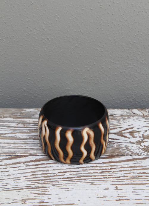 Circular horn bangle
