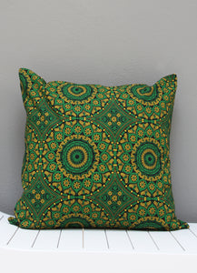 Choose from our mixed set of Shwe-shwe scatter cushions
