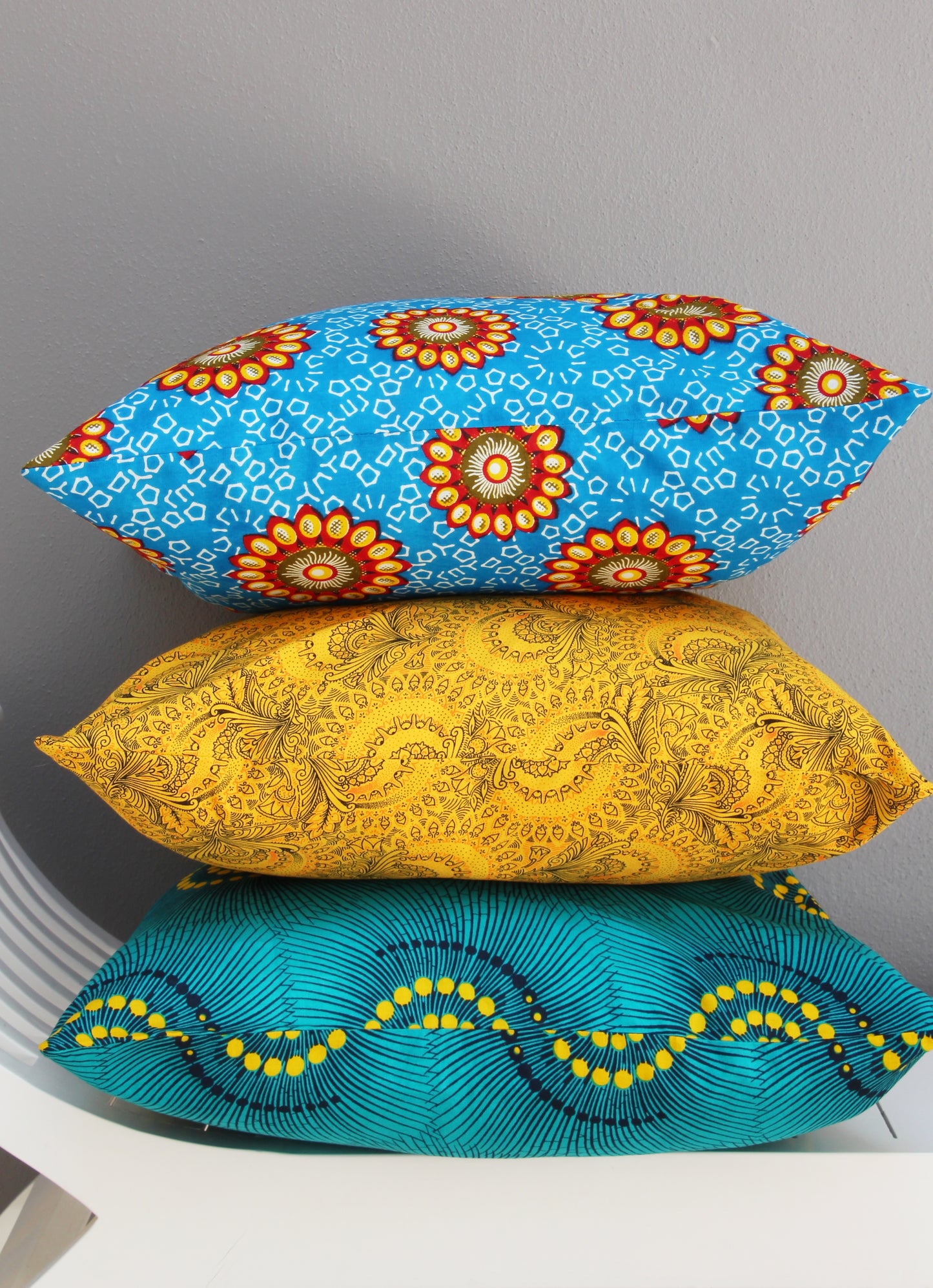 Mixed set of Shwe-shwe & Java print scatter cushions