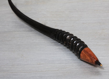 Springbok horn pen