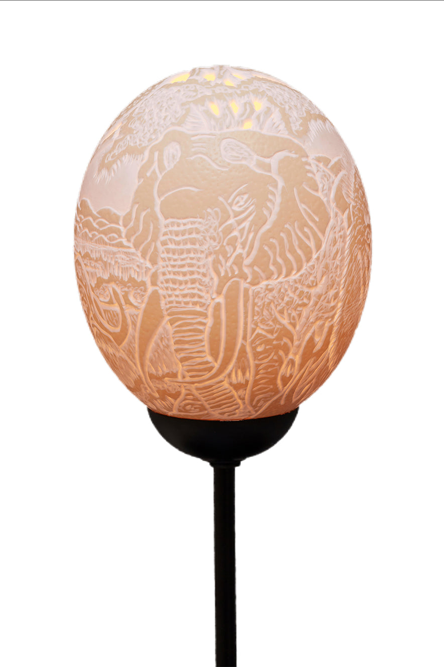 Big 5 detailed ostrich egg lamp