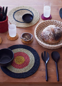 Set of 2 African placemats 31cm in diameter